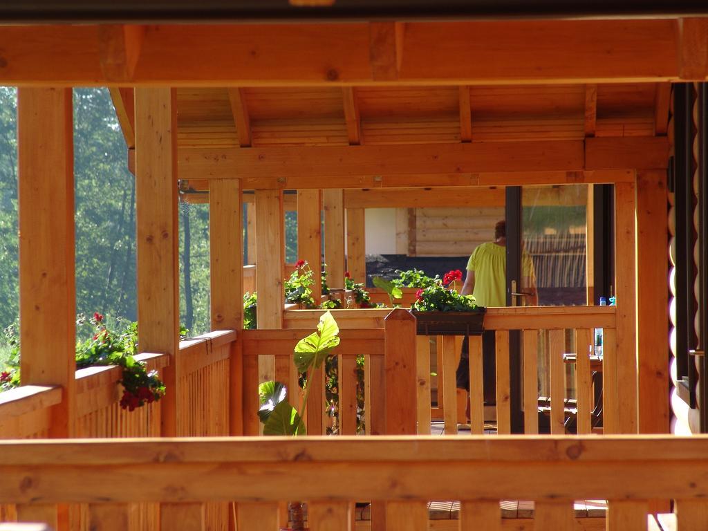Willa Complex Agroturistic Livada De Nuci Baia de Fier Zewnętrze zdjęcie